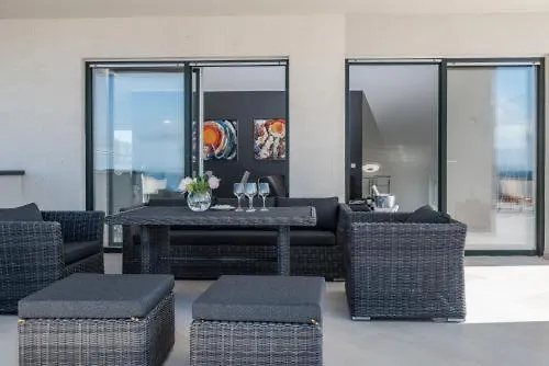 Luxury Mandre Penthouse Apartment 0*,