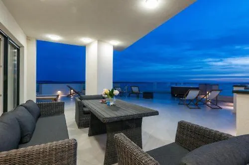 Luxury Mandre Penthouse Apartment