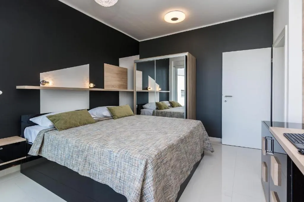 Luxury Mandre Penthouse Apartment