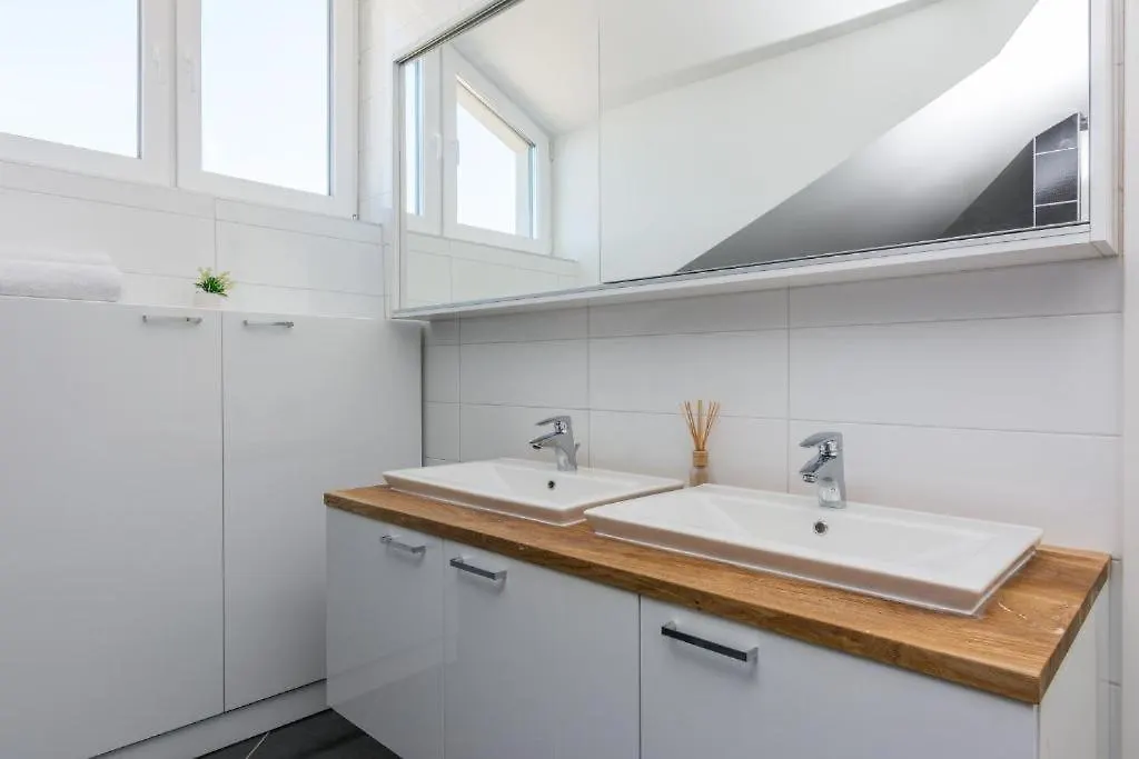Ferienwohnung Luxury Mandre Penthouse Apartment